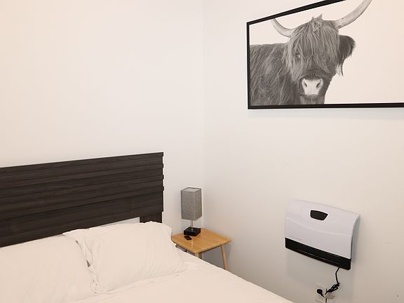 5th image of 455 Pavonia Ave #2B