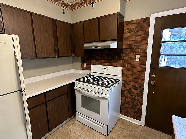 3561 Beechwood Blvd — Photo 8