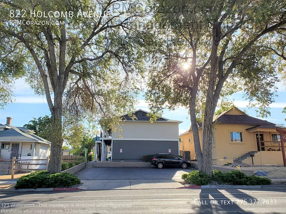 822 Holcomb Ave #1