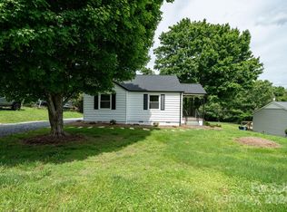 154 34th St NW, Hickory, NC 28601