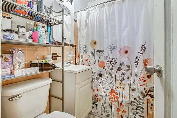 Sold by LG Fairmont Group | media 9