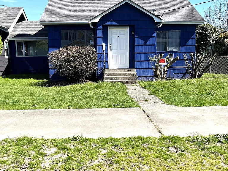 404 Whitworth Ave S — Photo 12