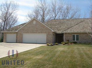 893 Crooked Tree Ln, Dakota Dunes, SD 57049