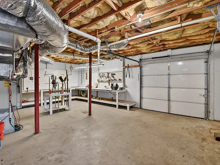 863 Woodland Dr — Photo 41