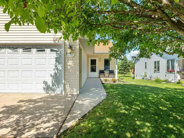 573 N Wisconsin St, Berlin, WI 54923