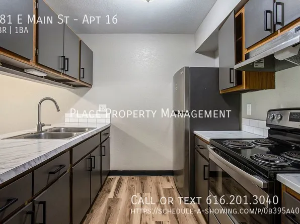 681 E Main St APT 16, Centreville, MI 49032