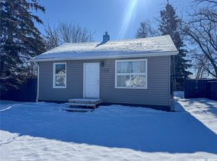139 29th St W, Prince Albert, SK S6V4T3
