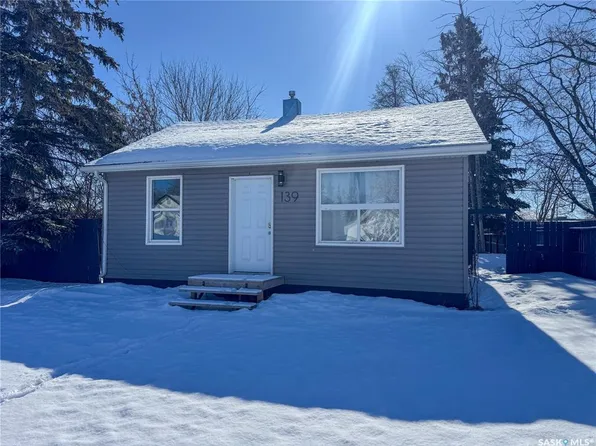 139 29th STREET W, Prince Albert, SK S6V 4T3