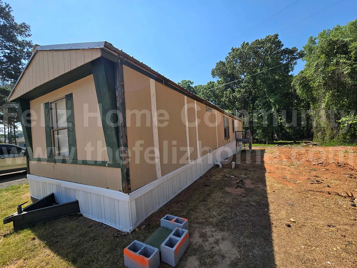 Building Photo - 67 Cowan Rd #35