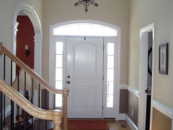 2nd image of 3213 Camille Dr