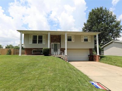 716 W Airwood Dr, East Alton, IL, 62024