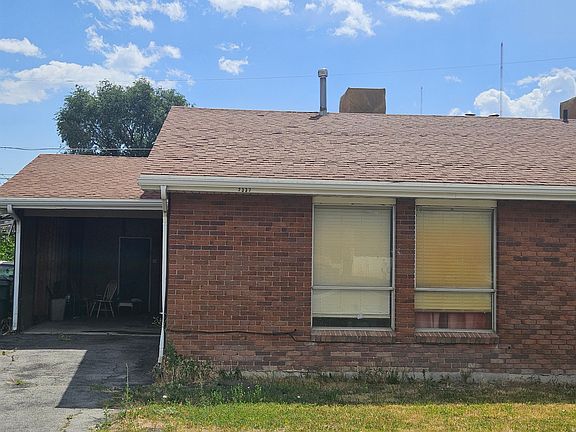 2nd image of 2339 S Derby St