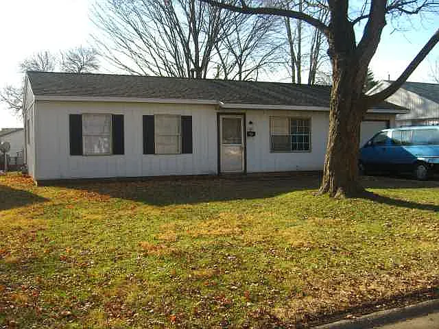 2409 E Nevada St photo 1