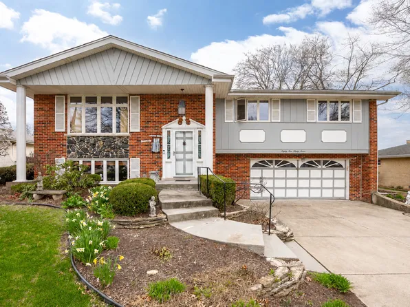 8537 Walnut Ave, Orland Park, IL 60462