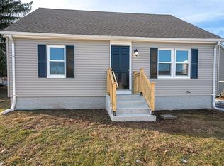 40 Carpenter Ave, Worcester, MA 01605