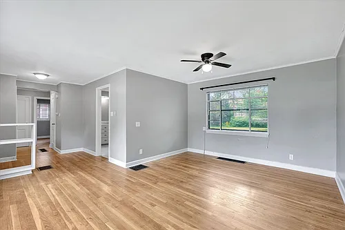 305 Hessel Blvd Photo 1