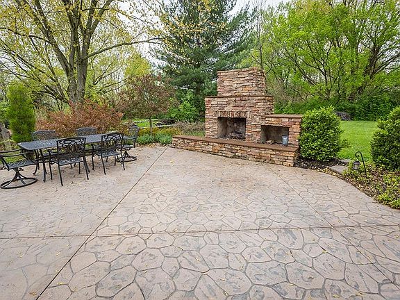 2nd image of 6483 N Windwood Dr