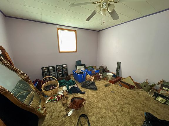 2nd image of 255 Pine St