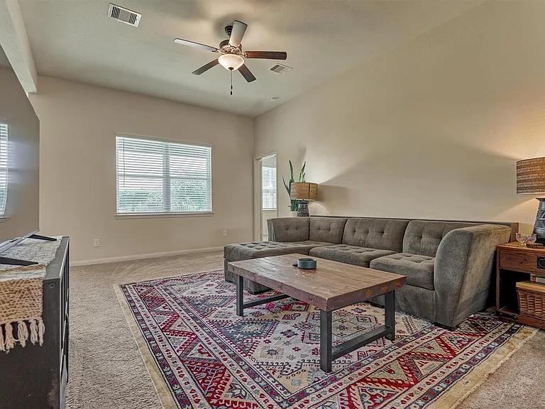 8884 Oval Glass St — Photo 23