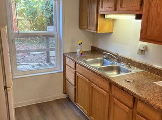 1133 College Ave APT B, Morgantown, WV 26505