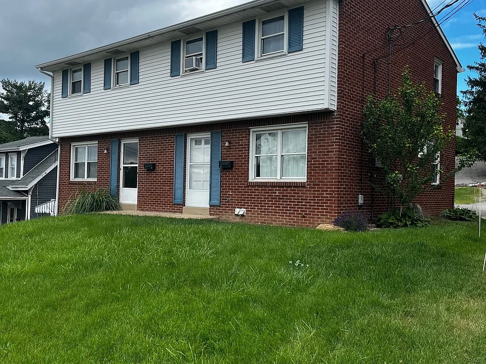 8 North St #C