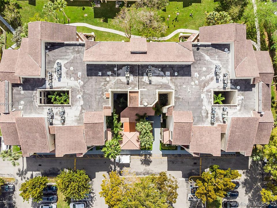 1st image of 9040 SW 125th Ave APT 402D