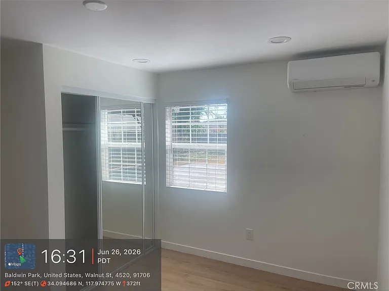 4532 Walnut St — Photo 10