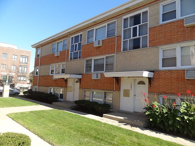 1st image of 7001 W Medill Ave #1M