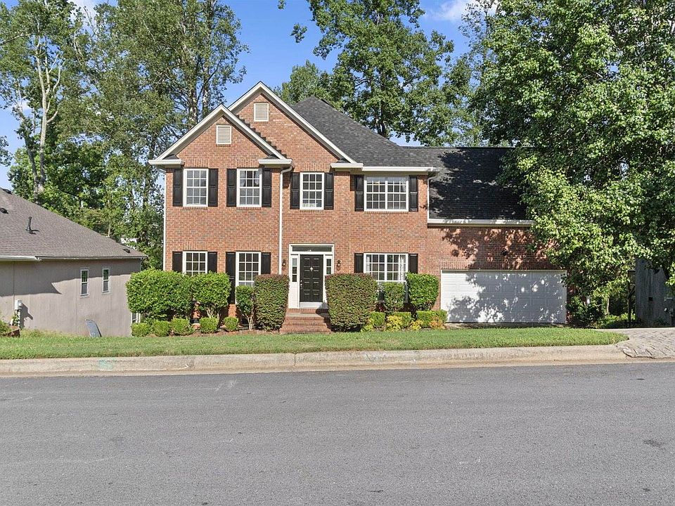 1st image of 219 Stonington Dr
