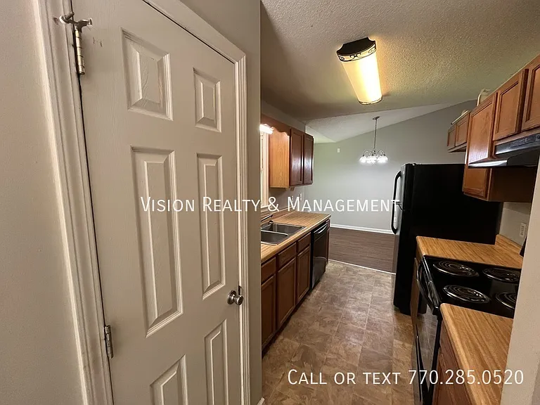 208 Wesley Chapel Rd — Photo 11