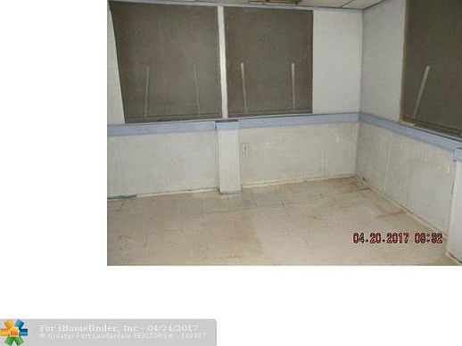 5th image of 1861 NE 158th St