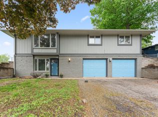 3206 Warner Ln, Mound, MN 55364