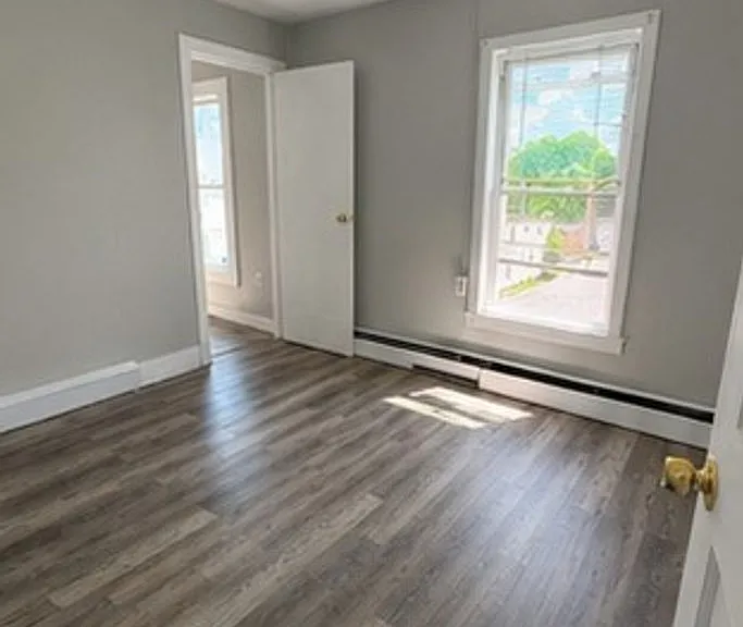312 Lake Ave — Photo 8