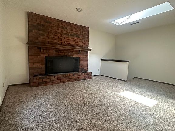5th image of 2604 E 50th St #2606