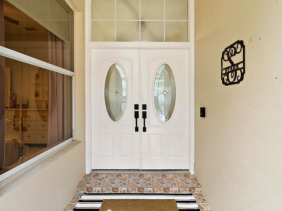 4th image of 167 E Hampton Way
