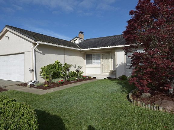 2nd image of 1963 Donohue Ct
