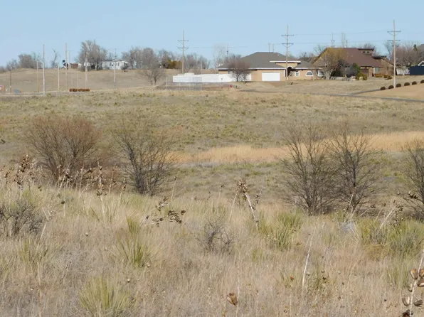 26 Sunset Dr, Guymon, OK 73942