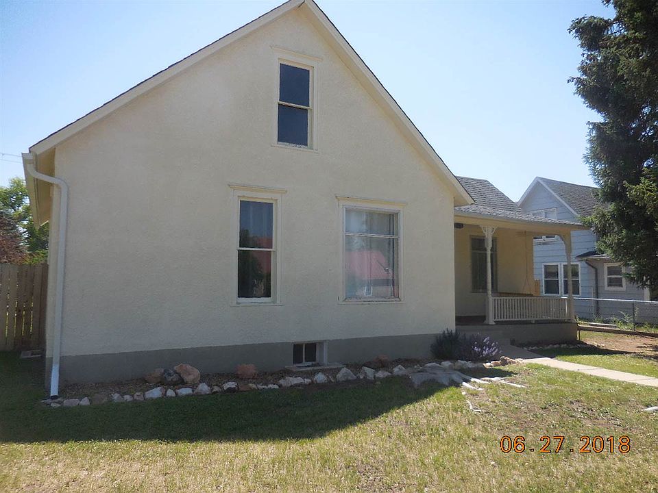 1st image of 713 S 8th St