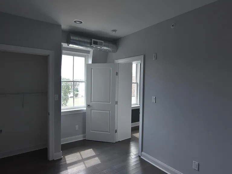 4100 Parkside Ave #B4 — Photo 3
