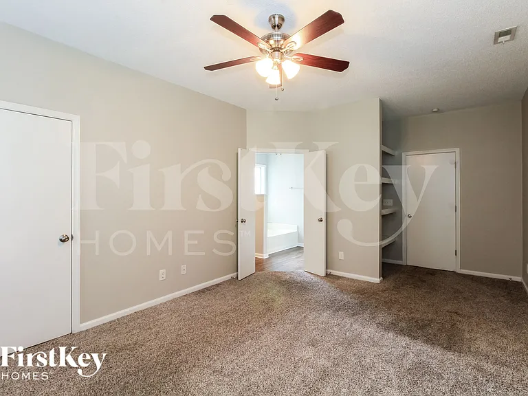 4101 Chimney Springs Ct — Photo 9