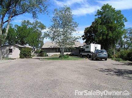 Front driveway view of house, garage