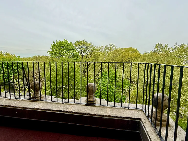 46 Riverside Dr #4S — Photo 4