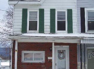 246 E Colliery Ave, Tower City, PA 17980