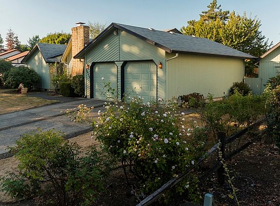 3rd image of 15118 SE McGillivray Blvd