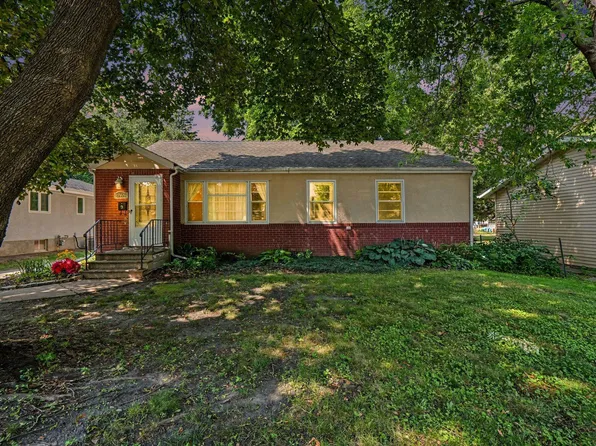 1769 Pleasant St, Lauderdale, MN 55113