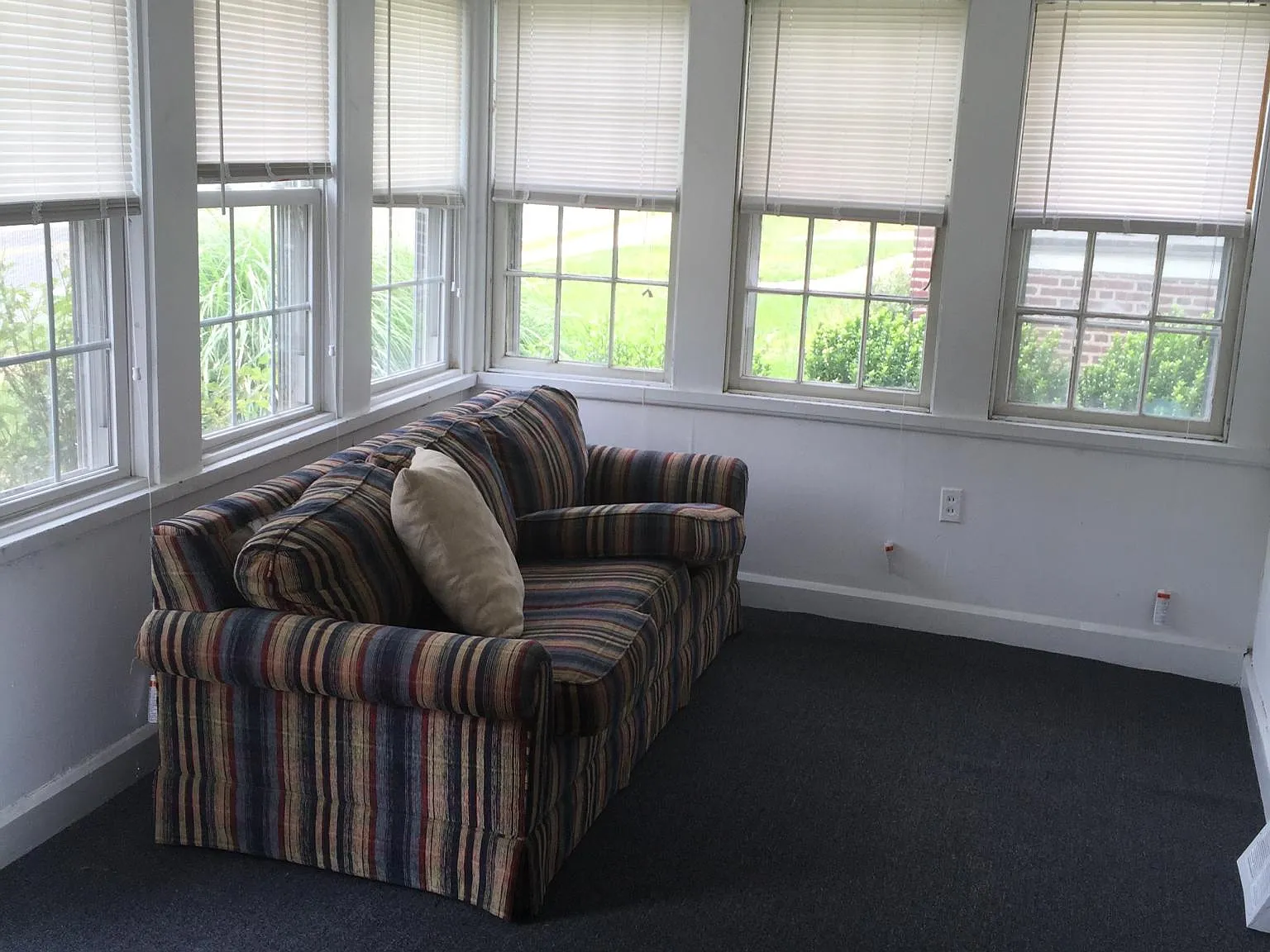 4 bed, 2500 sqft, $4,000 — Photo 3