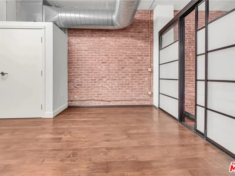 510 S Hewitt St #102 — Photo 14