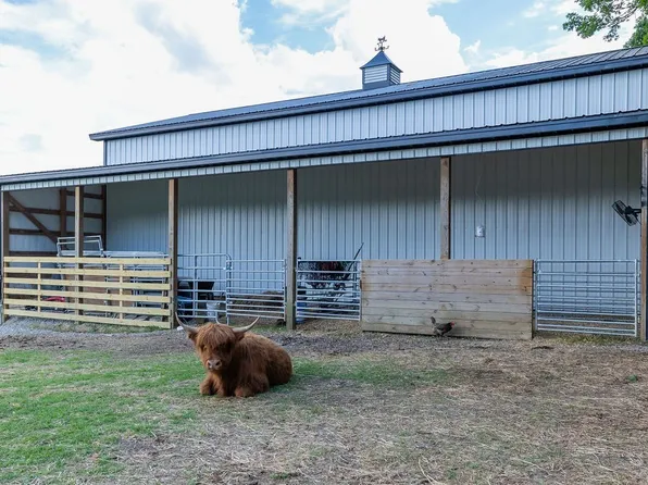 5111 SE Tater Peeler Rd, Lebanon, TN 37090
