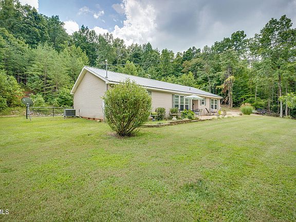 3rd image of 735 Okolona Rd