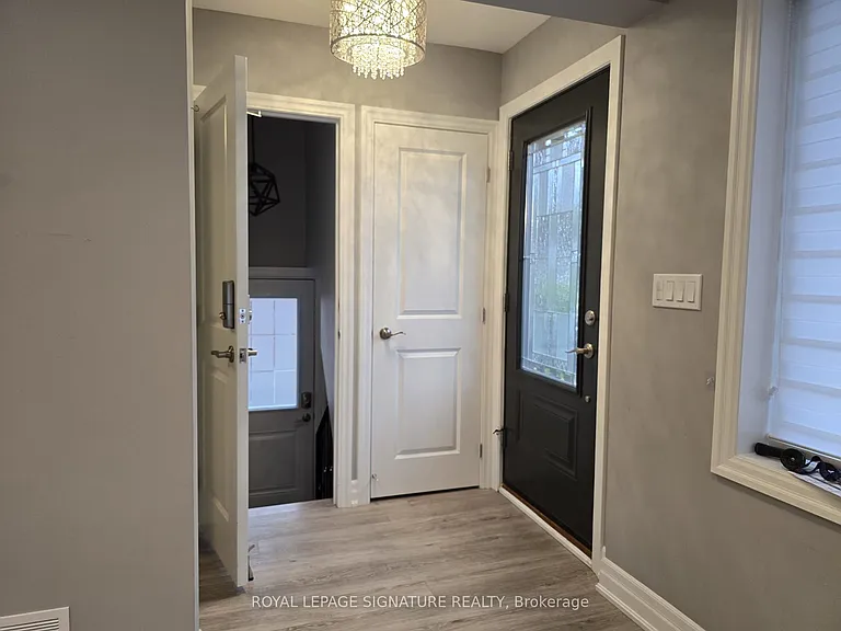 141 Phillip Ave #UPPER — Photo 2